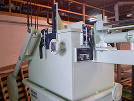 ���d�͎��i�ۊA��